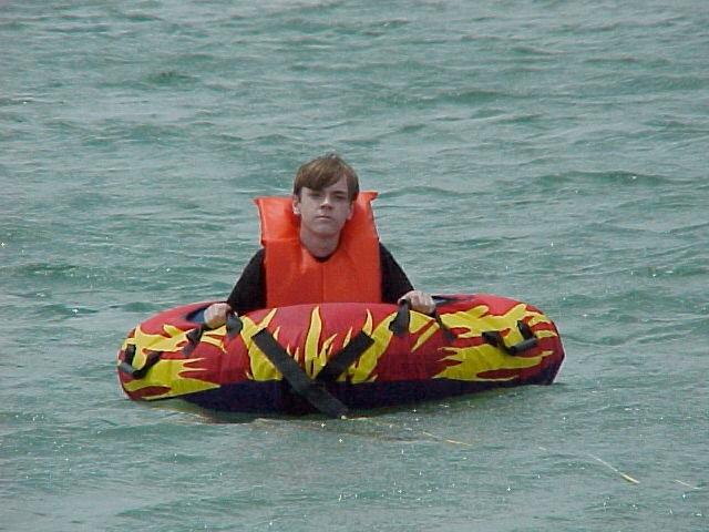 Richardwaitingfloattobetowed